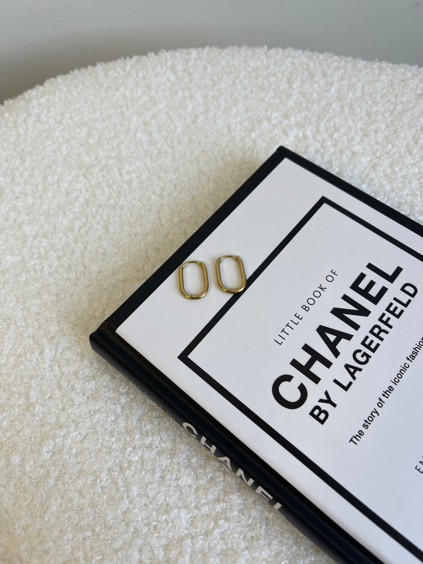 base earrings