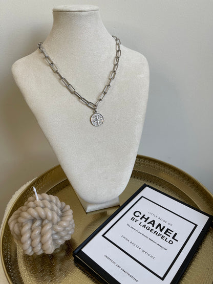 Chunky necklace